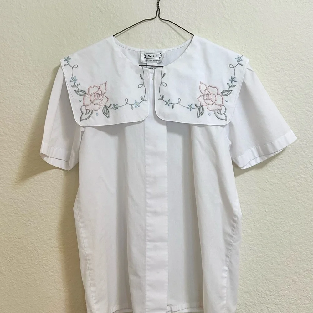 Vintage 1970s Cottagecore Witt Embroidered Blouse with Oversized Collar - Picture 1 of 10